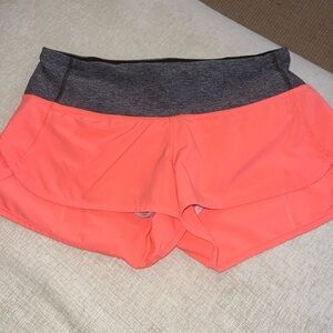 Lululemon Speed Short 2.5” inseam size 6